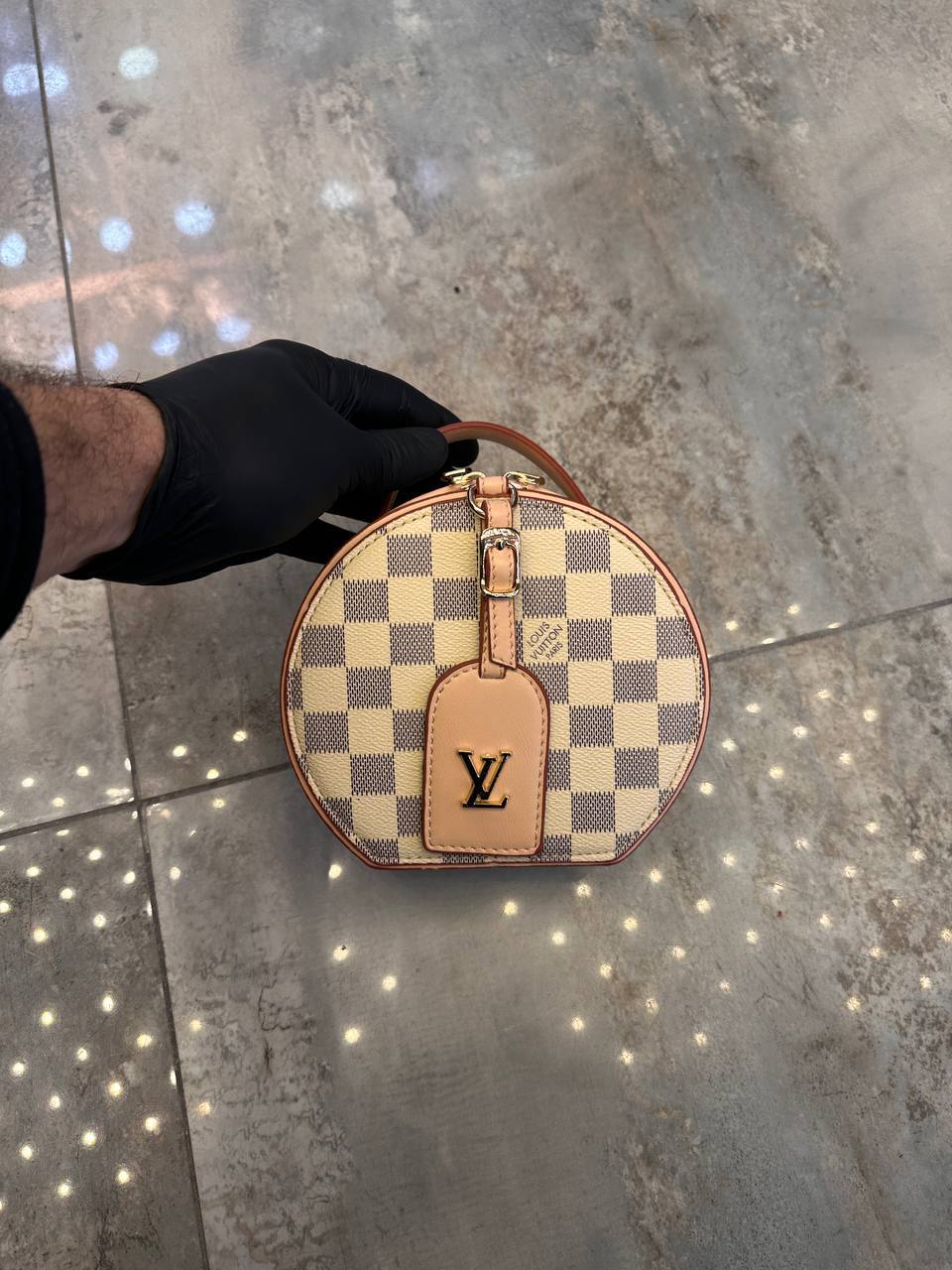 Lv mini boîte chapeaux