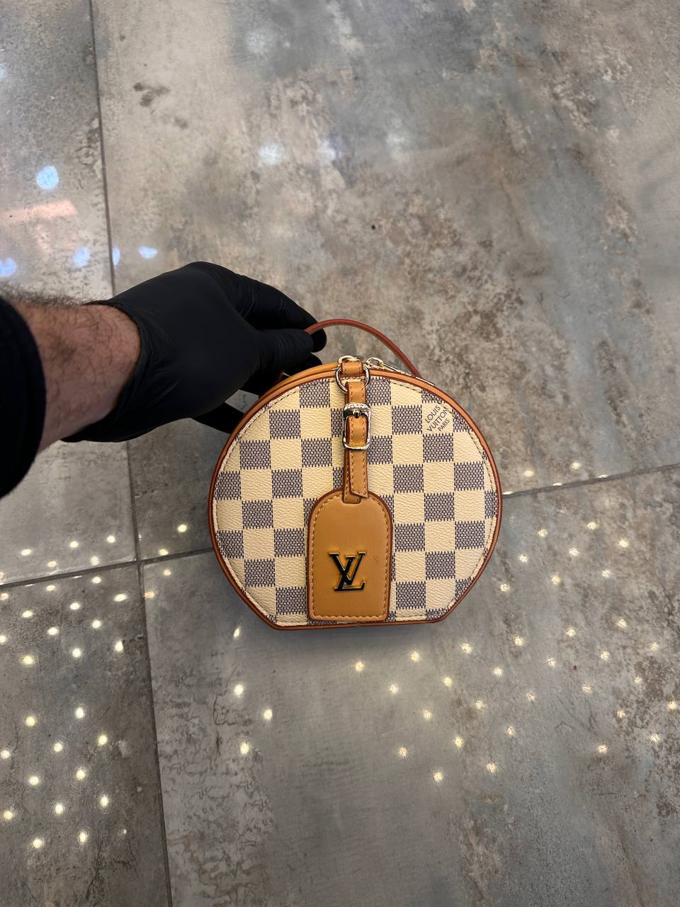 Lv mini boîte chapeaux