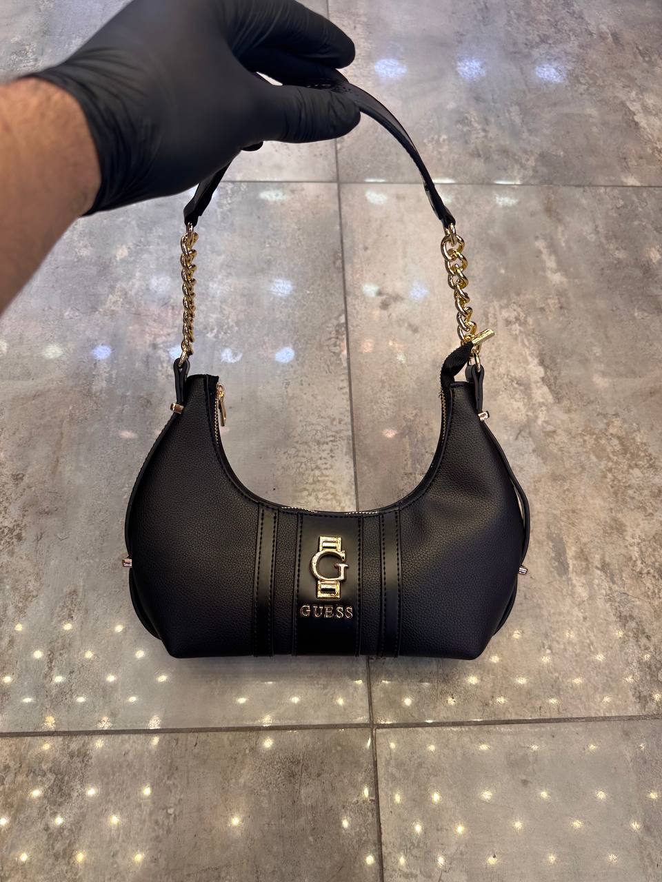 Guess Erenia
