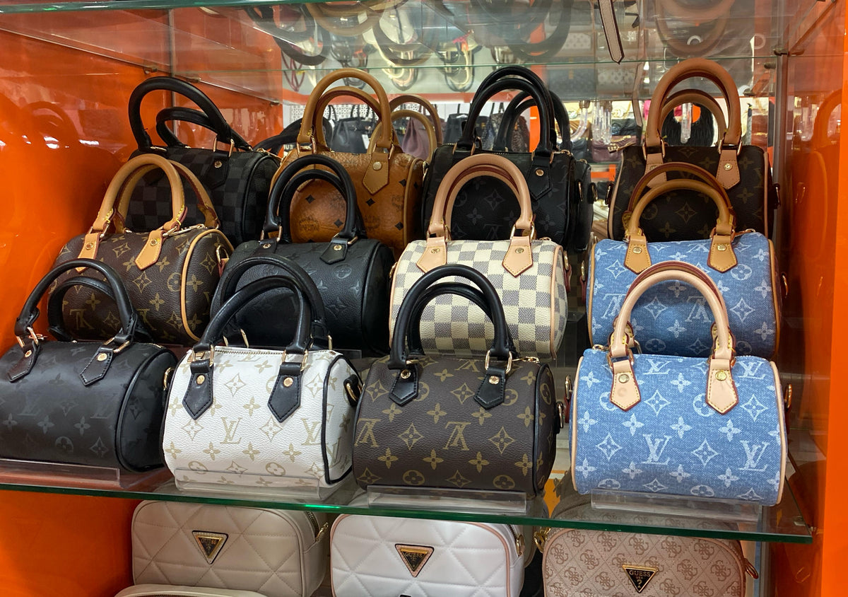 Louis Vuitton Speedy